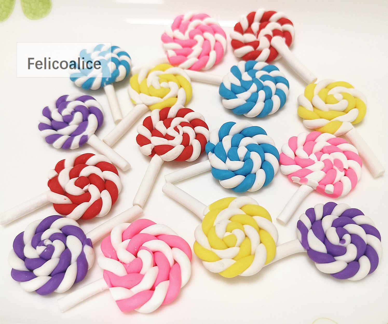 8-20個入り マルチカラー レインボークレイロリポップ 写 - Korean Food Snacks のレビューと価格